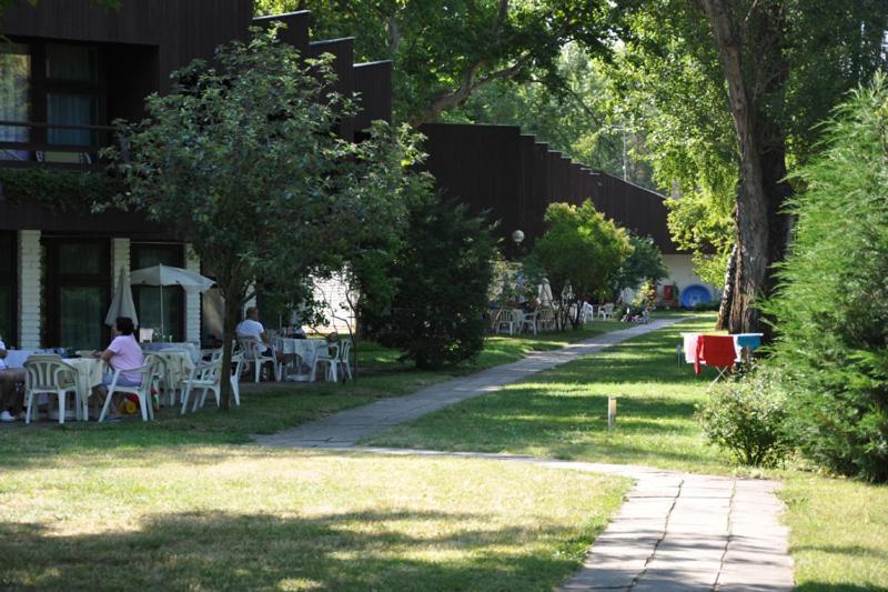 Hotel Melis Balatonlelle Exteriér fotografie